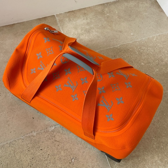 Louis Vuitton Orange Horizon Soft Roller Duffel Travel Bag - Picture 4 of 7
